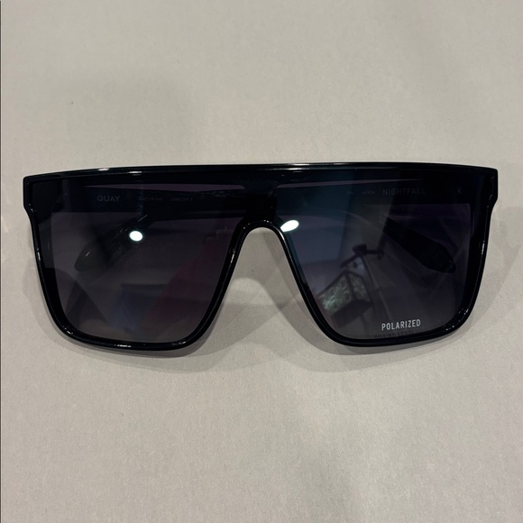 Quay Nightfall Oversized Shield Sunglasses In Black - Picture 7 of 9